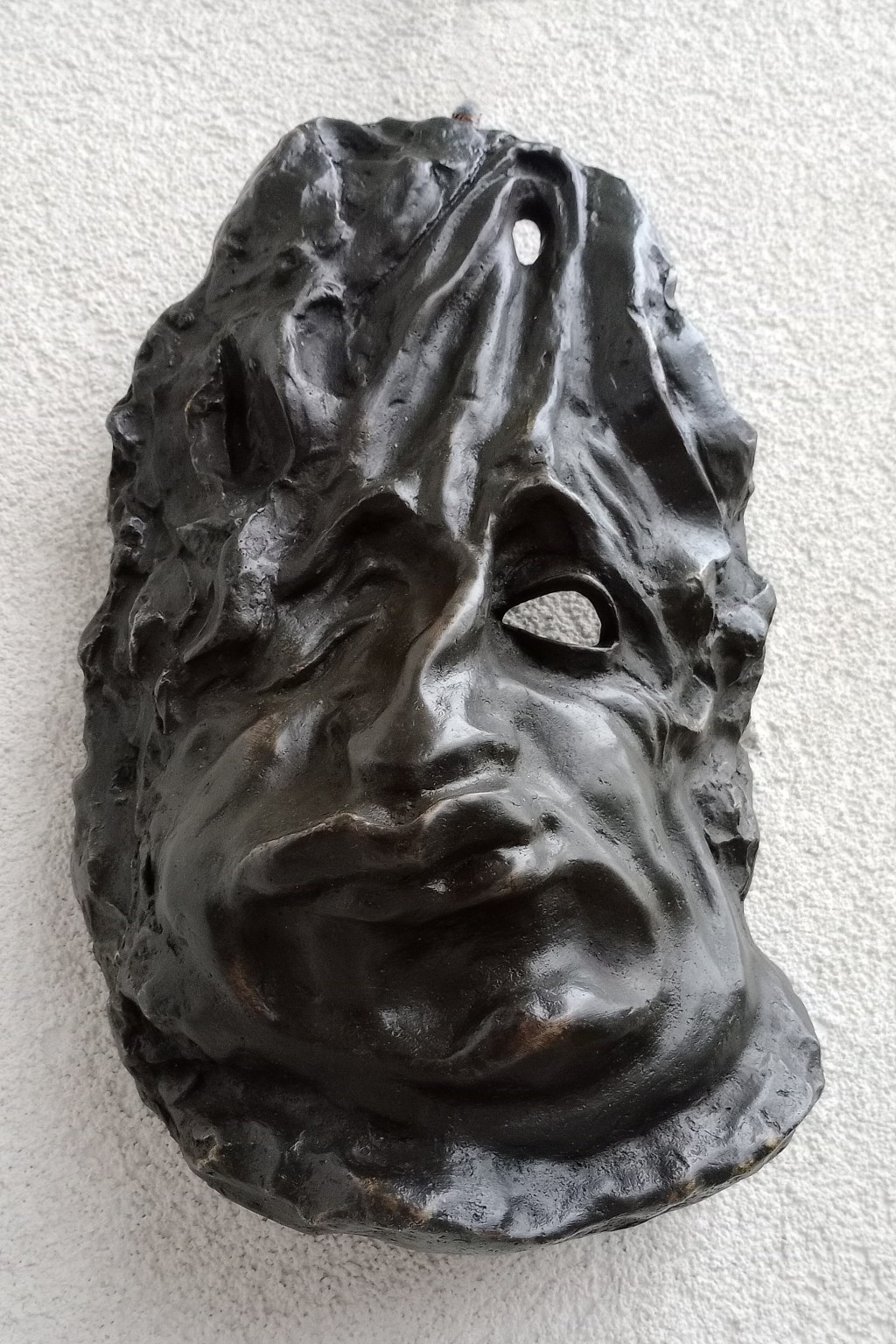 Szukalski’s Mask Sculpture
